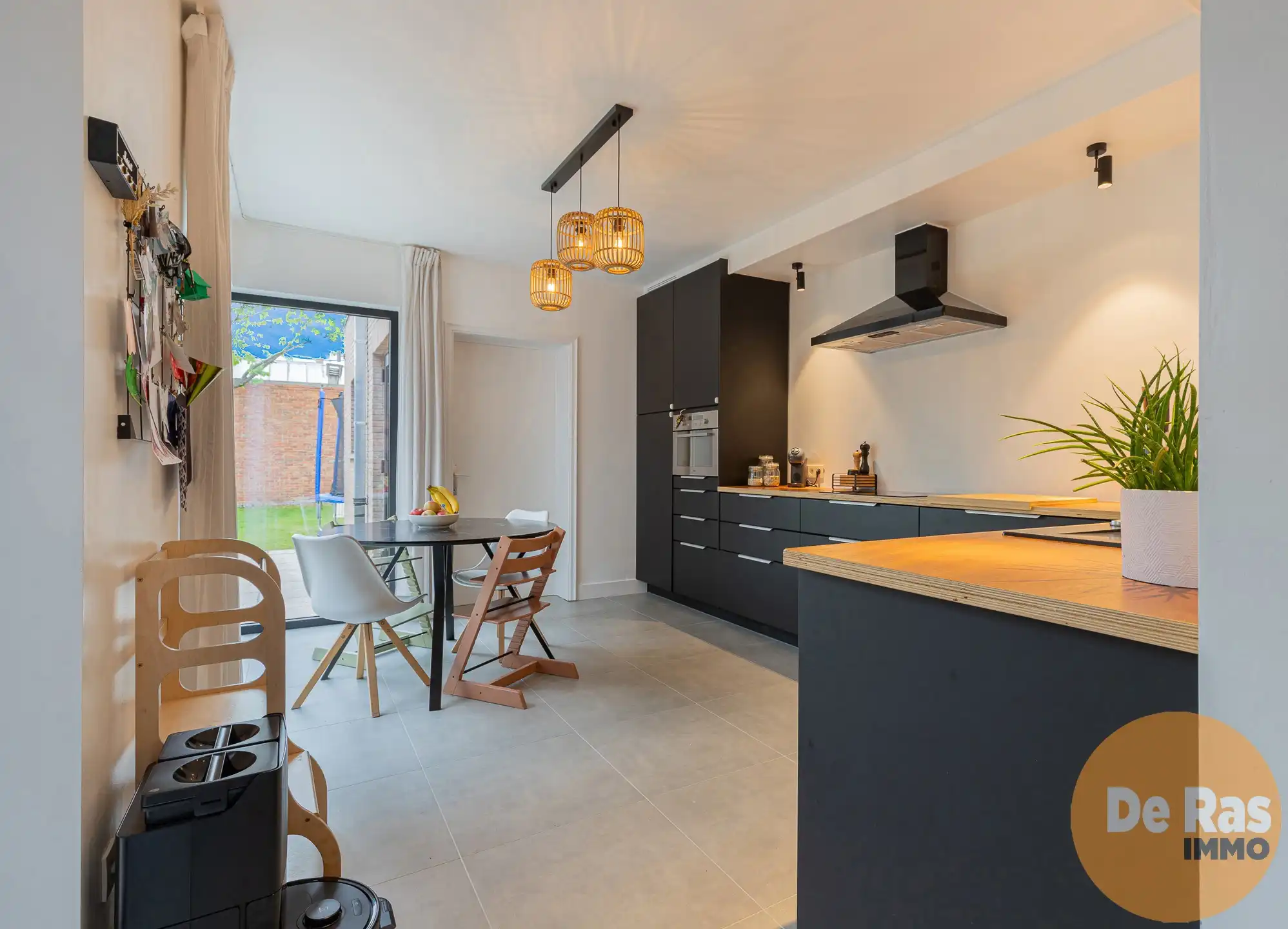 WETTEREN - Ruime instapklare woning met grote garage foto 9