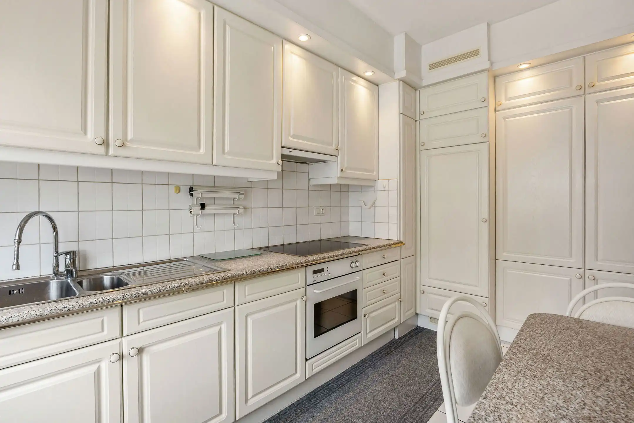 3-slaapkamerappartement in het hart van Tongeren.  foto 8