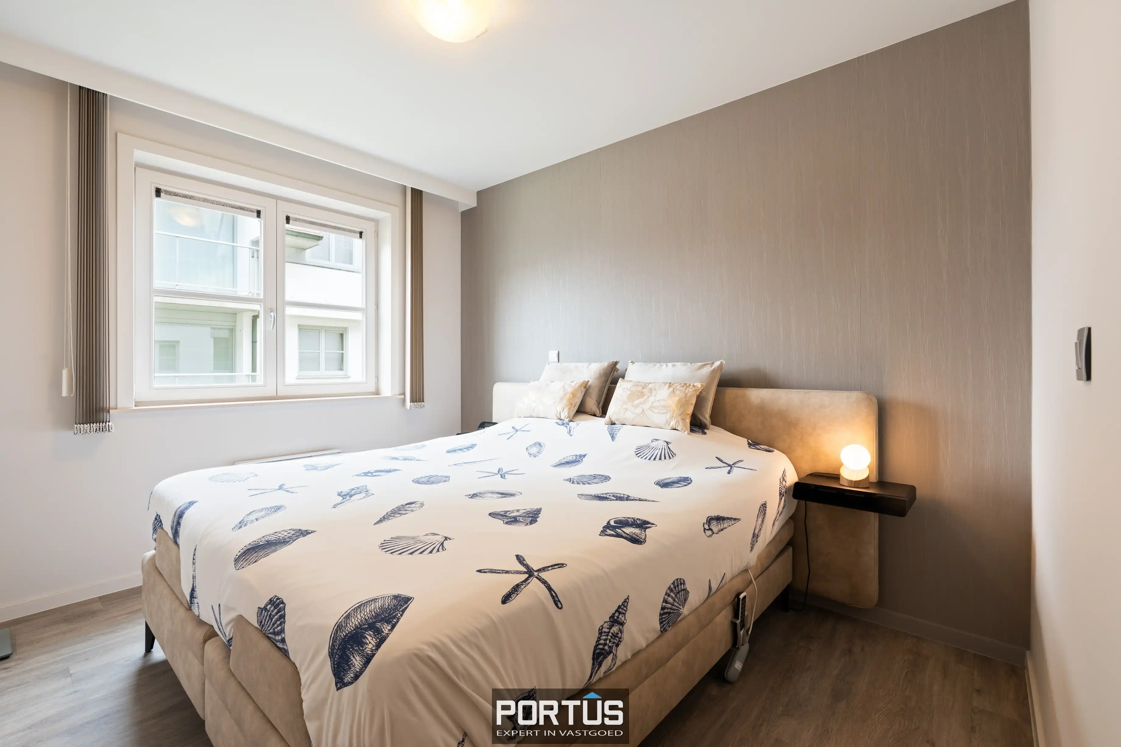 Ruim zonnig hoekappartement te koop te Nieuwpoort foto 11
