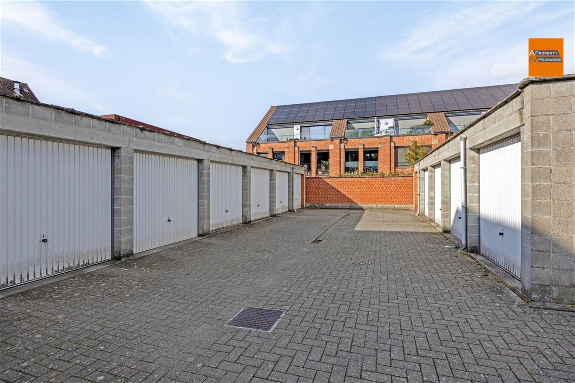 IN OPTIE Appartement 1 slpk met tuintje en garage foto 16