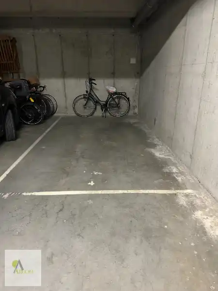 ONDERGRONDSE PARKEERPLAATS (4) foto 4