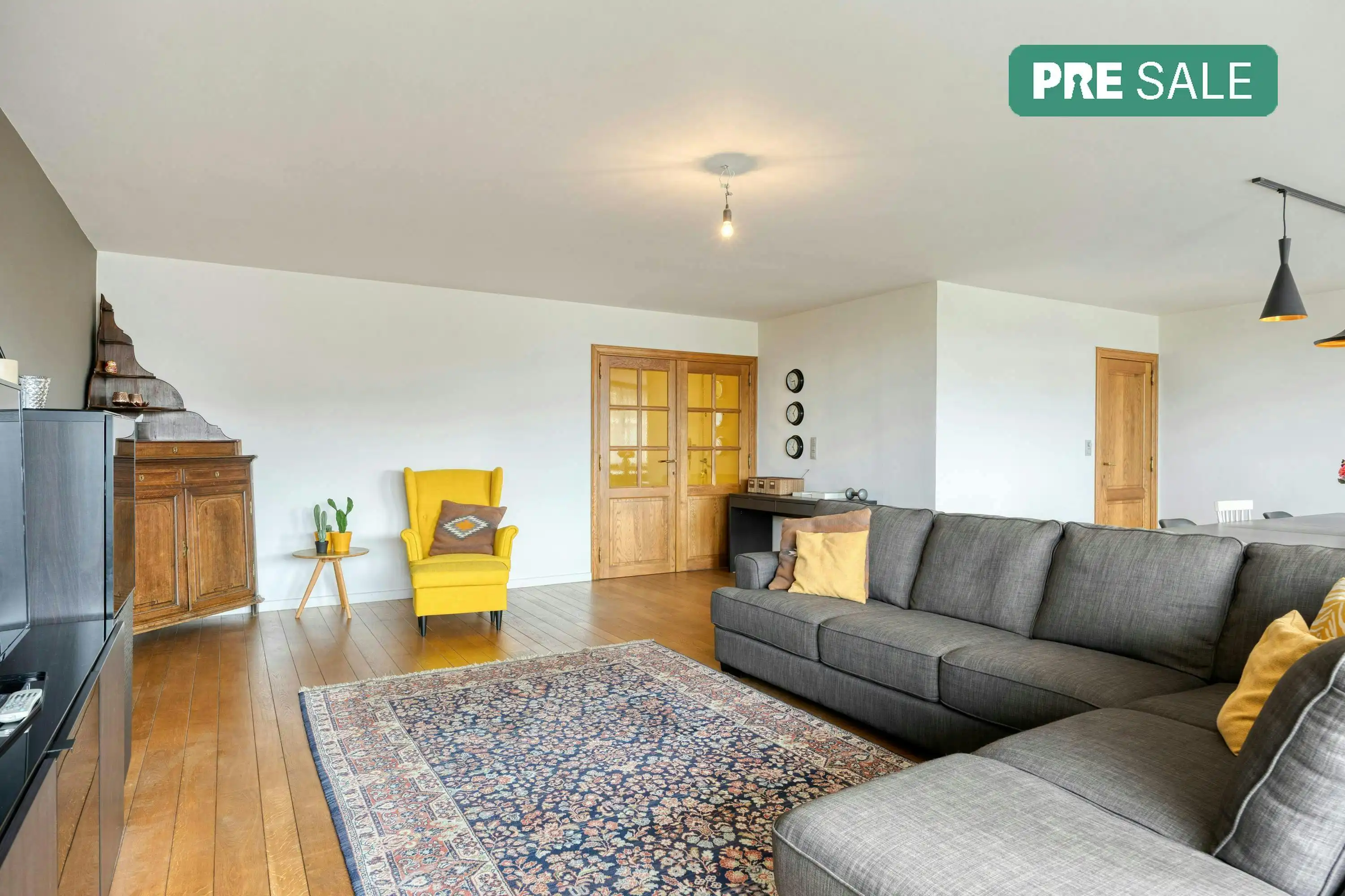 Penthouse met 3 slaapkamers en garagebox in Sint-Catharinawijk  foto {{pictureIndex}}