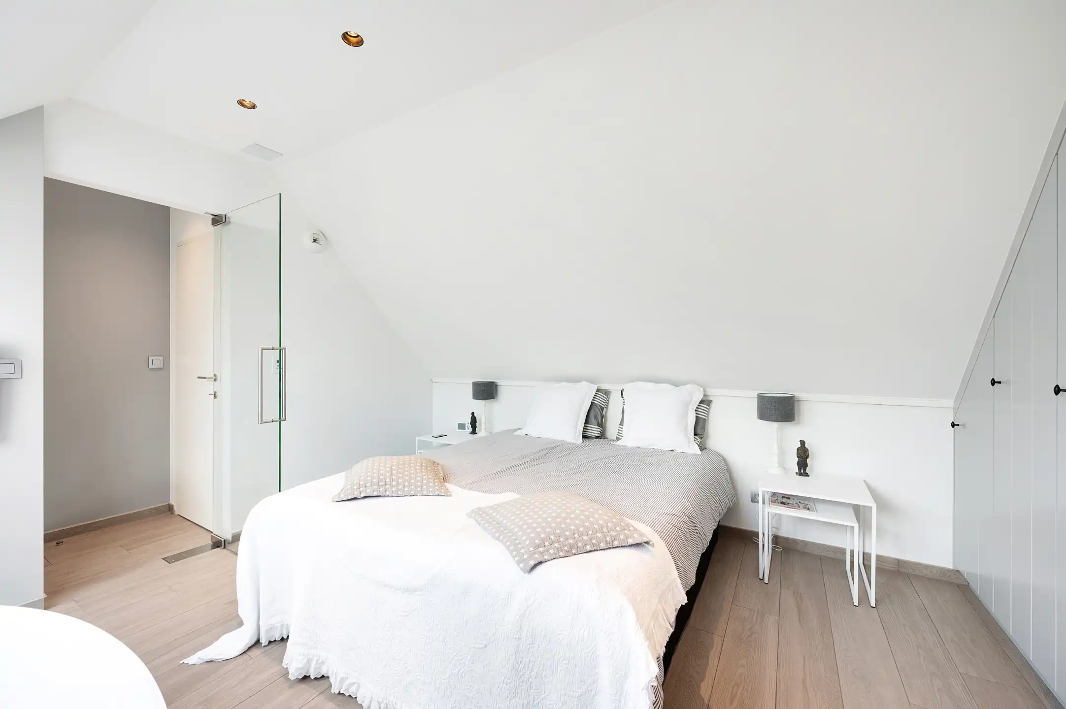 Rustig gelegen duplex-appartement met ruim terras in Knokke. foto 12