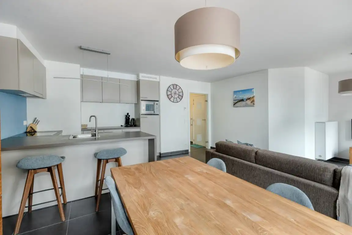 Instapklaar 2 slpk appartement foto {{pictureIndex}}