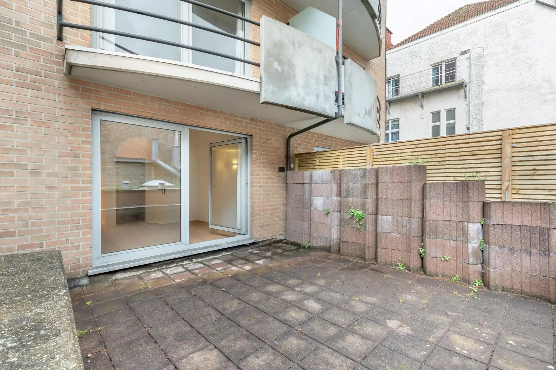 Centraal gelegen appartement met ruim terras foto 6