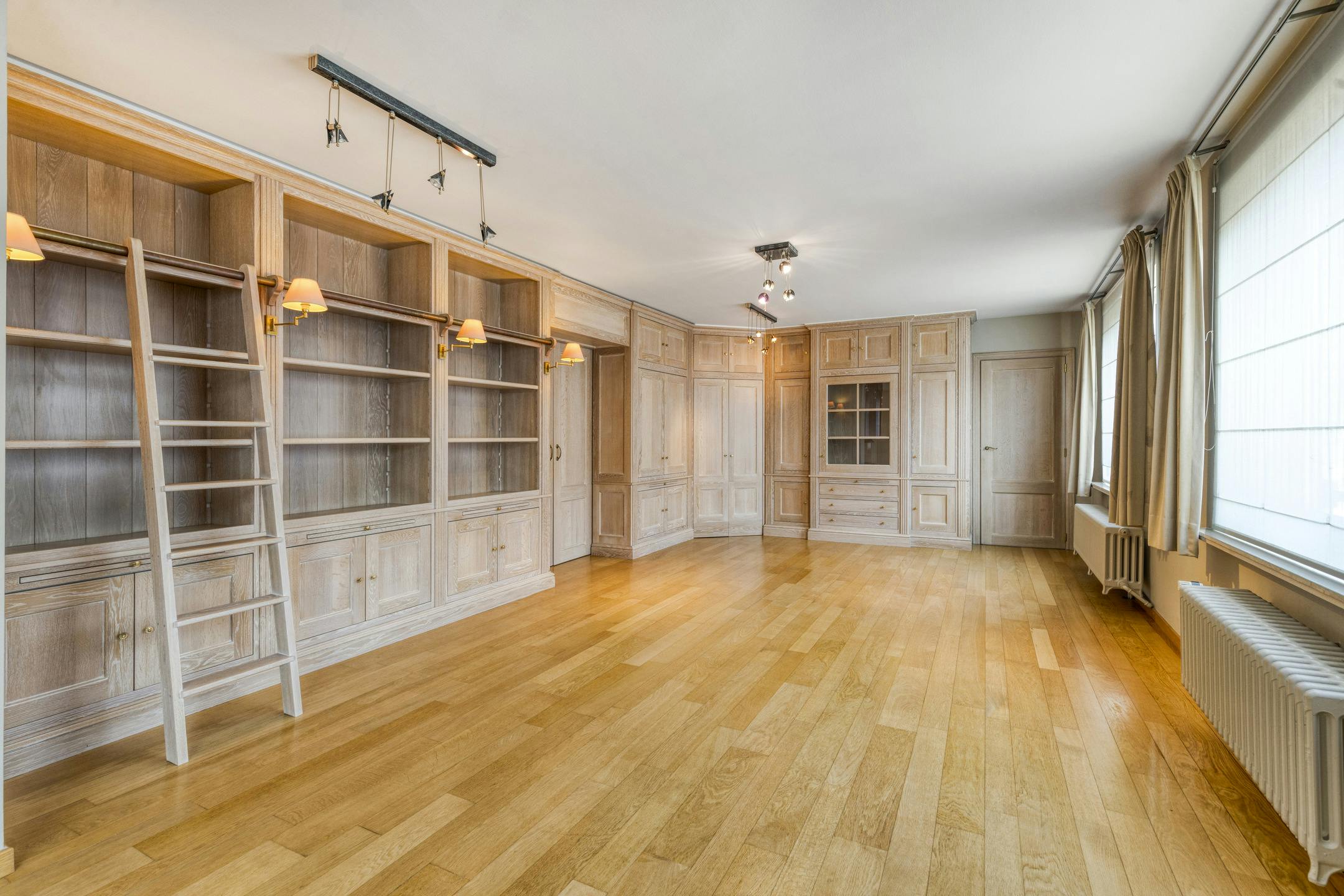 Prachtig woon- en handelspand te koop te centrum Eernegem foto 6