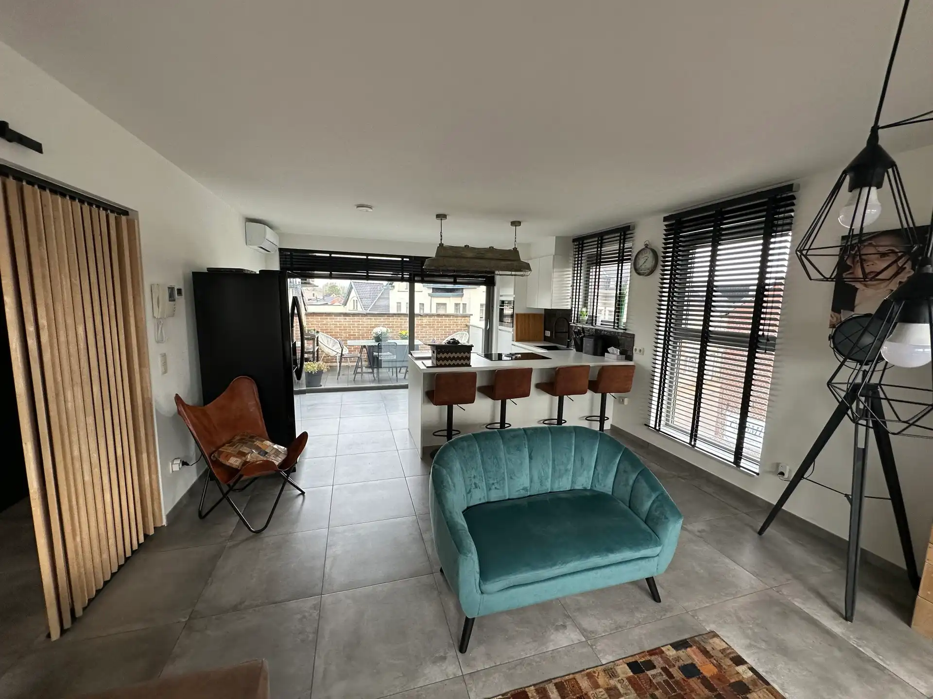 Appartement te huur foto 9