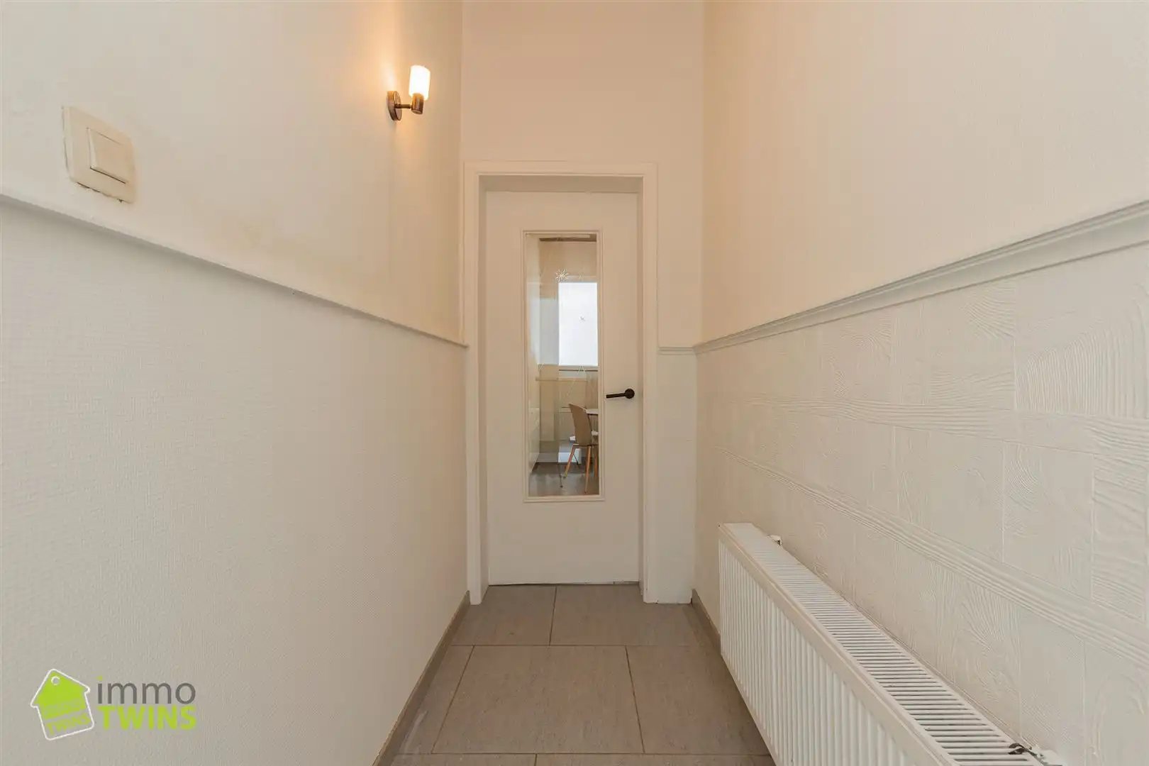 Instapklare woning te Sint Niklaas  foto 12