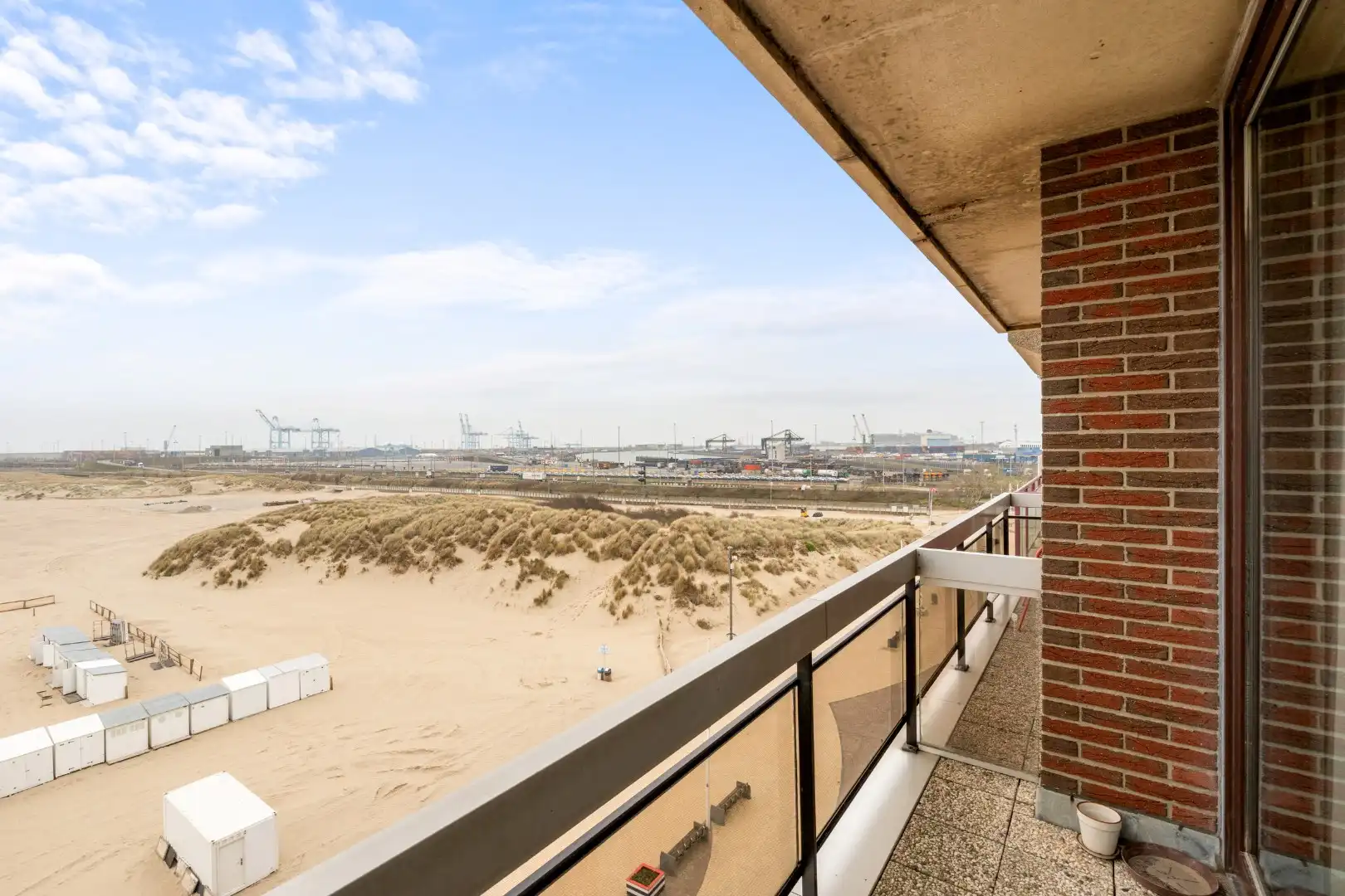 studio met zeezicht foto 9