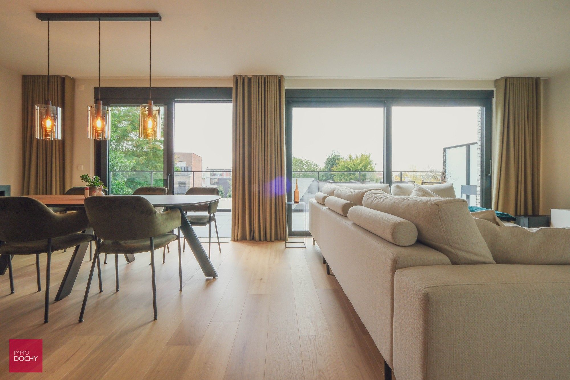 Prachtig afgewerkt appartement met ruim zonneterras centrum Waregem foto 12