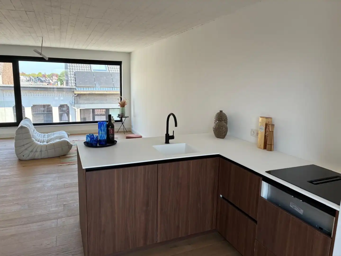 Trendy duplex dakappartement aan 6% BTW centrum Lier met zuid-gericht terras! foto 2