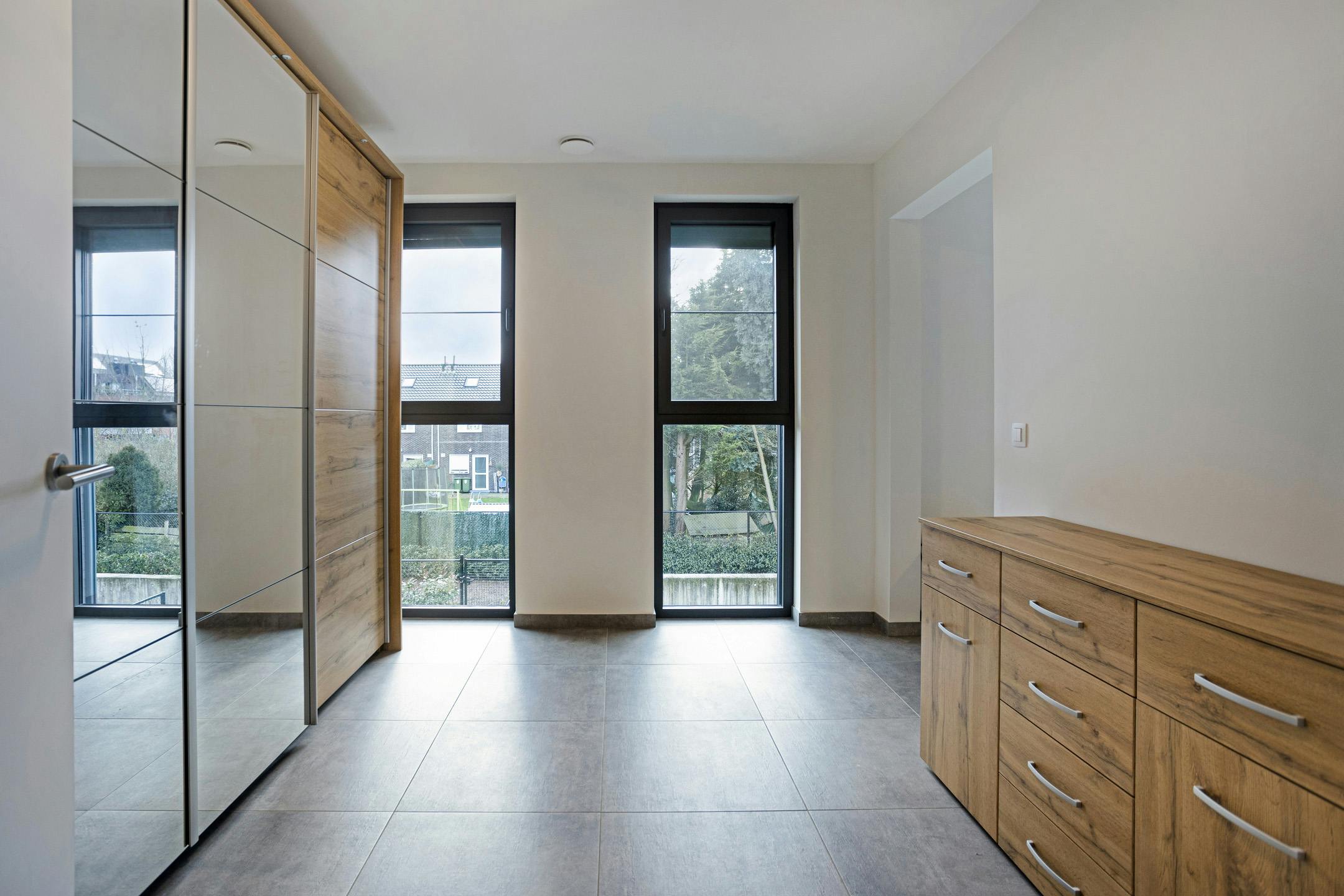 Ruime en kwalitatieve woning te koop in Brecht! foto 15