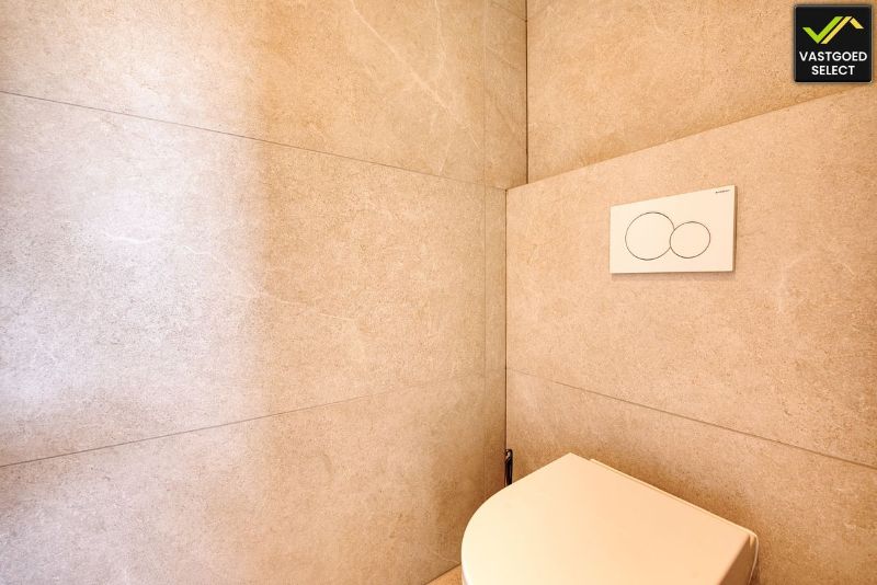 Nieuwbouwwoning met EPC A+ en klimaatplafonds in de Burgemeester Van de Keerestraat foto 13