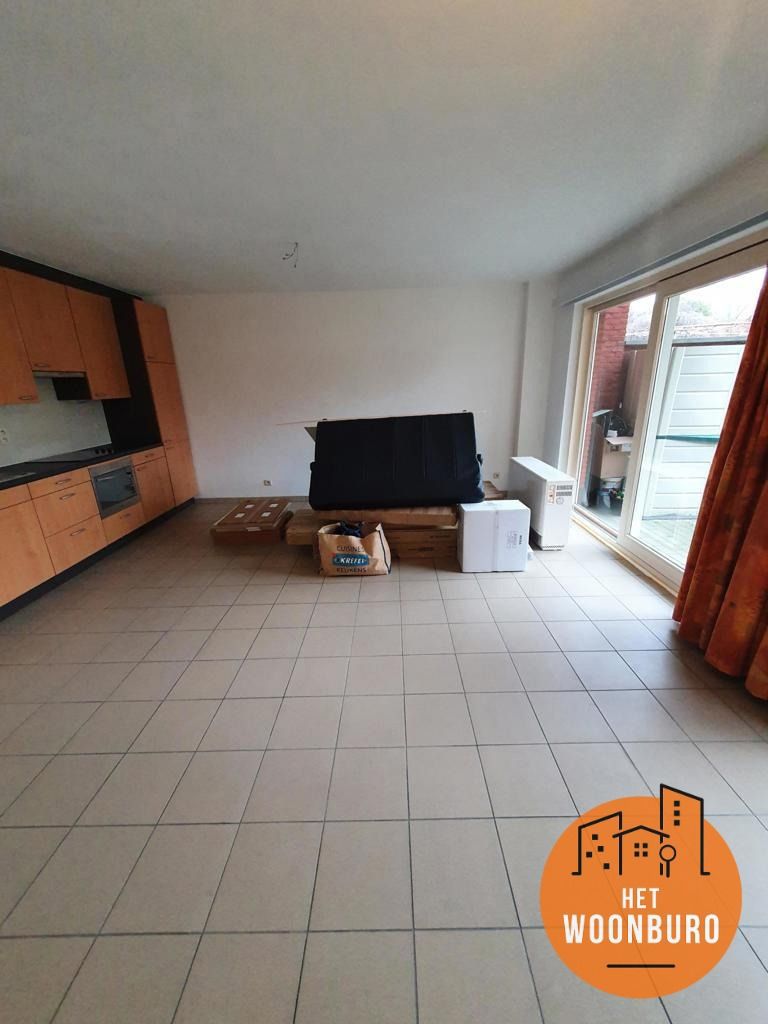 Gelijkvloers appartement met tuintje foto 6