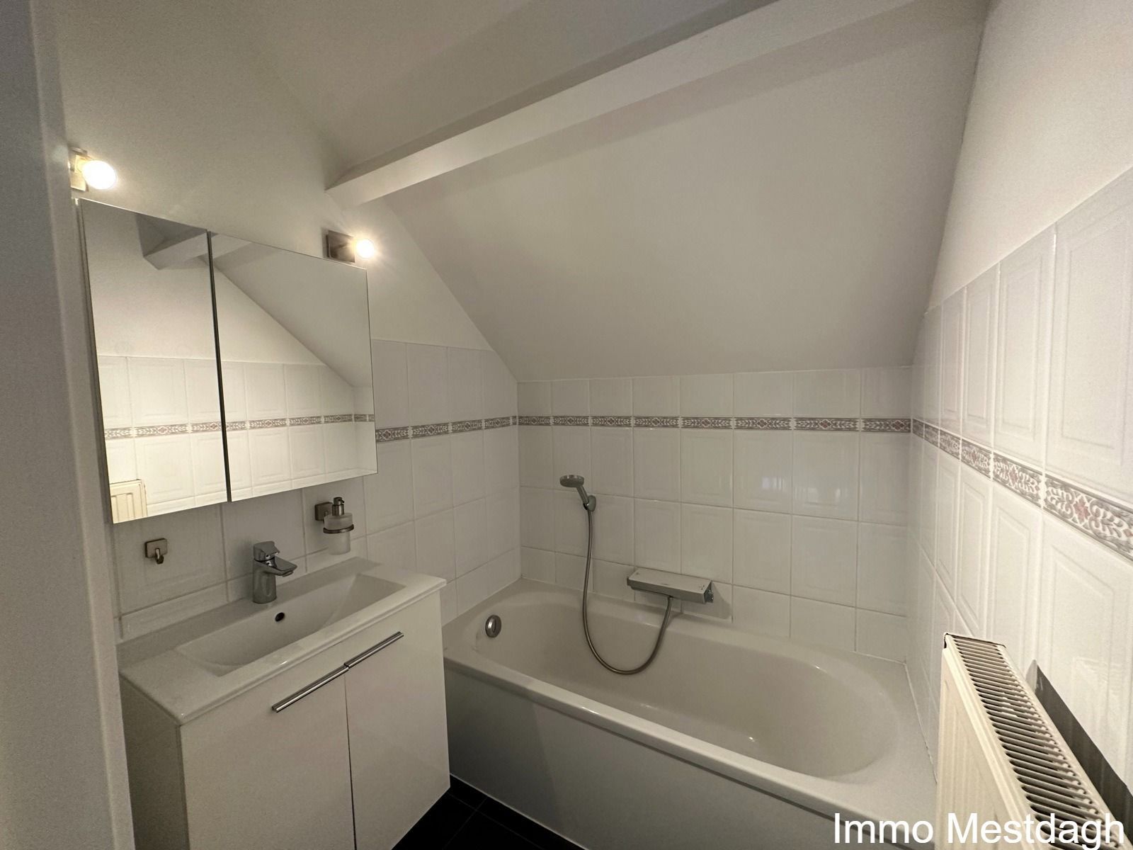 Modern appartement met terras en autostaanplaats, centrum Rummen Geetbets foto 8