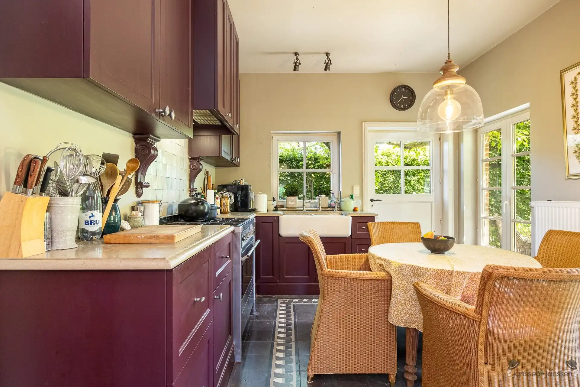 Karaktervolle woning met prachtige tuin  foto 7