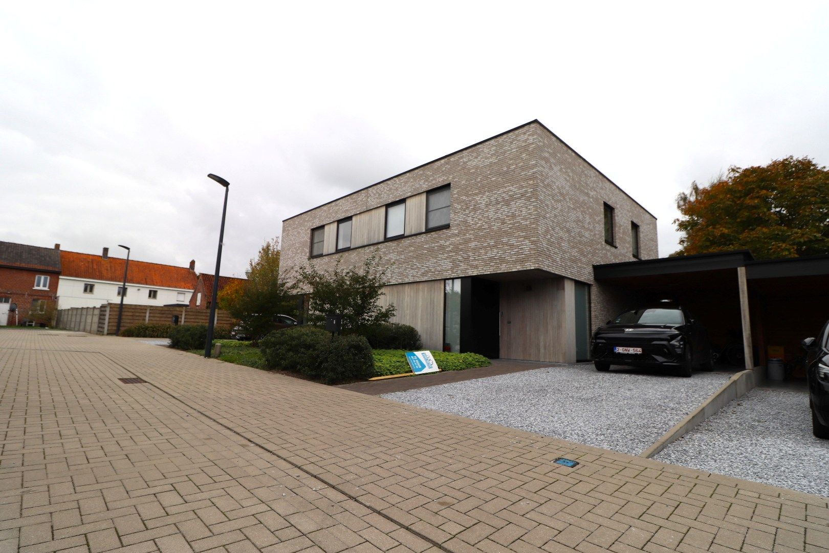 ()=>{if(producerUpdateValueVersion(node),producerAccessed(node),node.value===ERRORED)throw node.error;return node.value} Krommewalstraat 6 - - 8750 Wingene