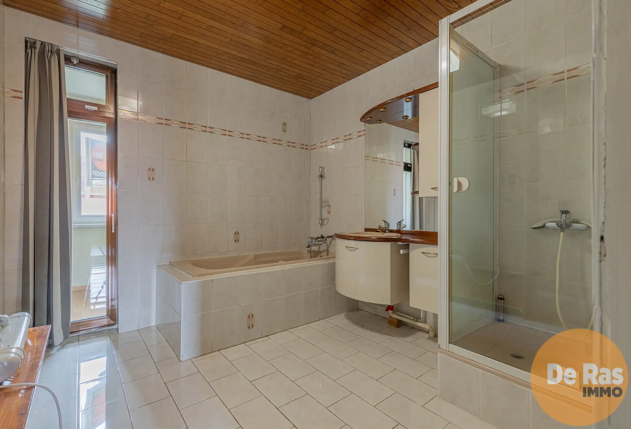 LIEDEKERKE - Ruime gezinswoning met tal van mogelijkheden foto 20