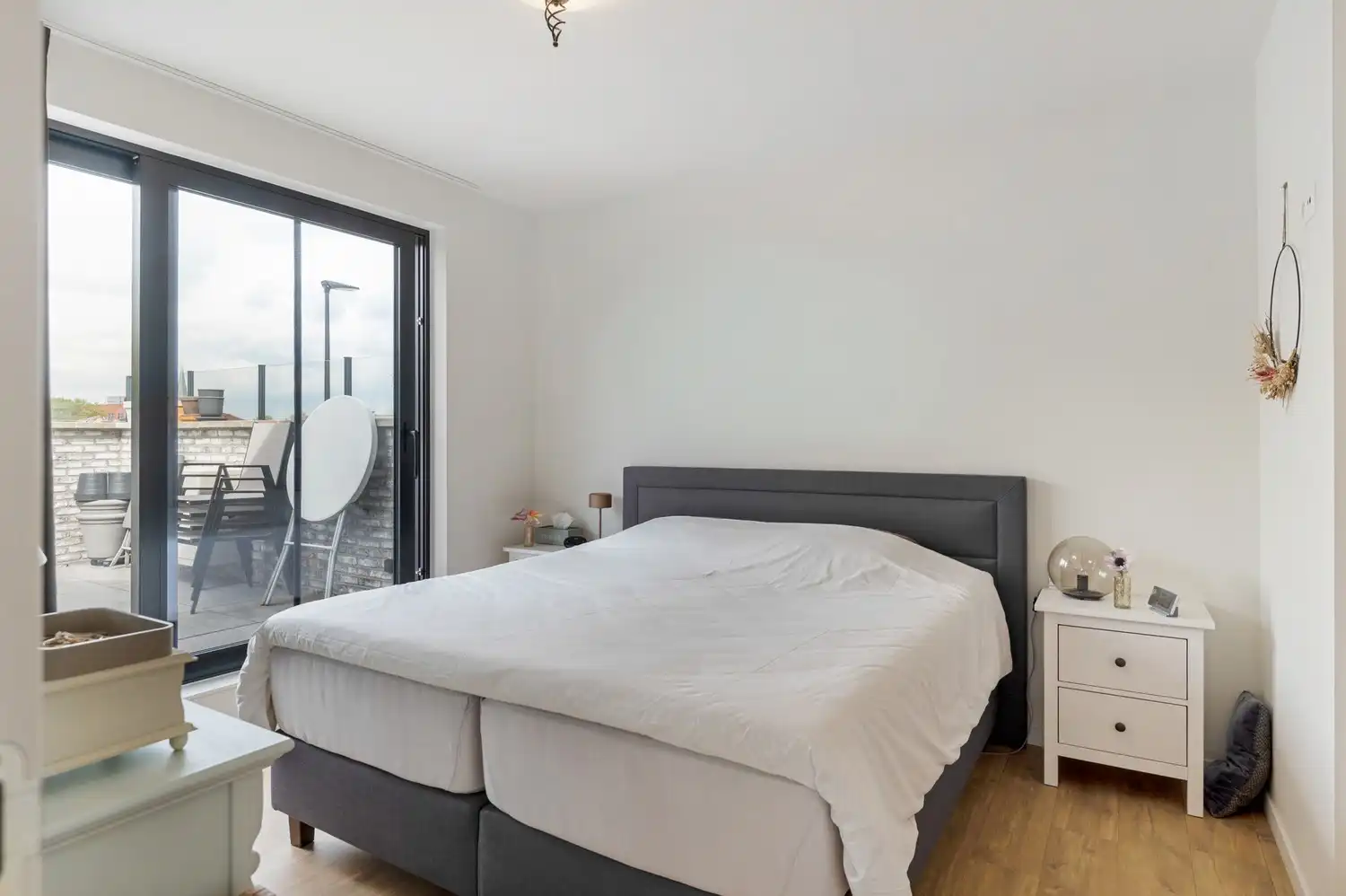 Dakappartement met 4 slaapkamers en 2 terrassen! foto 11