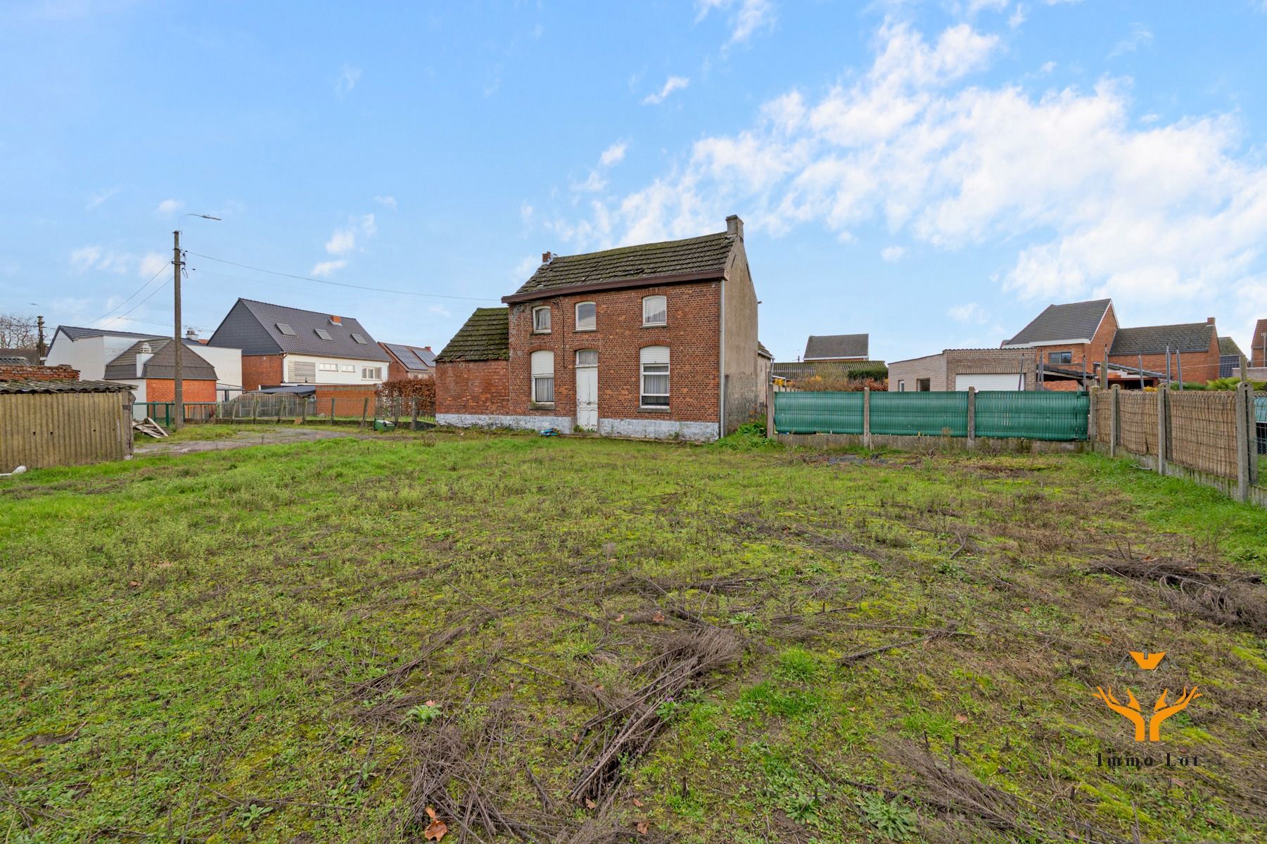 Ruim perceel bouwgrond van 847m² in het hart van Berlare foto 2