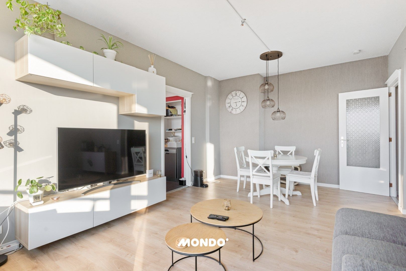Gerenoveerd appartement met een mooi uitzicht! foto 4