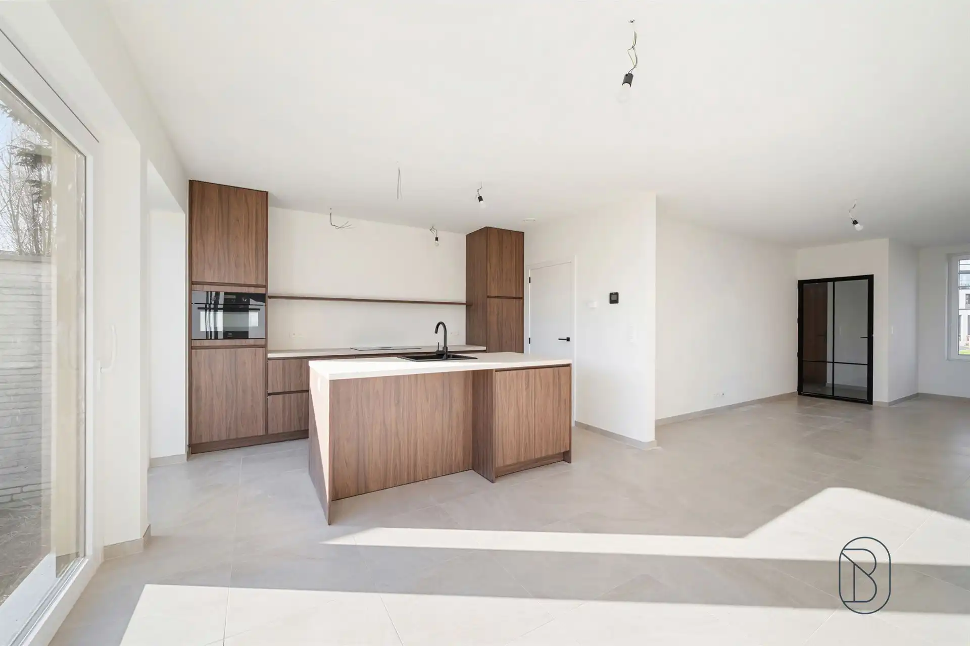 Energiezuinige pastorij-nieuwbouwwoning met 3 slk. foto 6