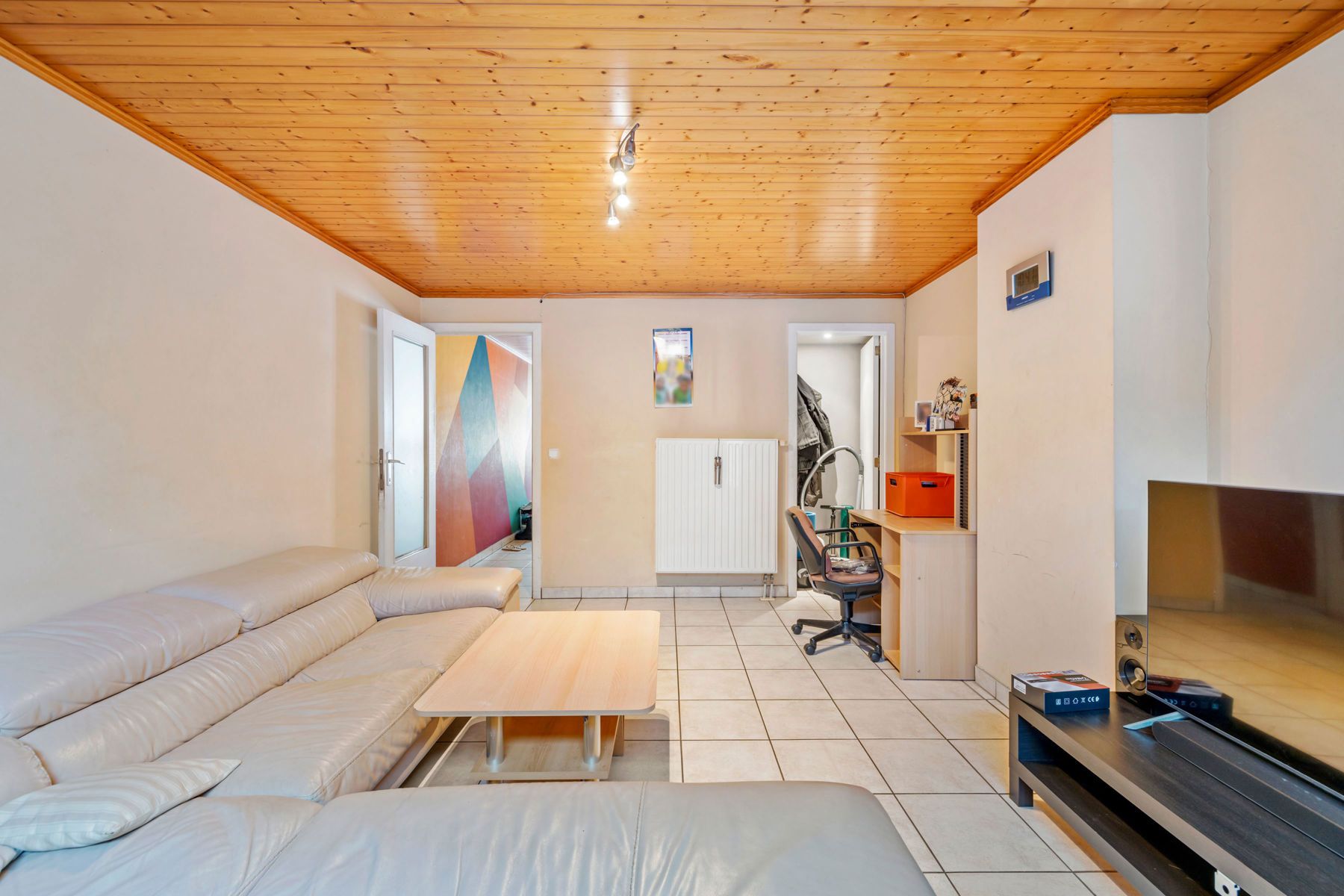 Charmante rijwoning met koer op geliefde locatie foto 2