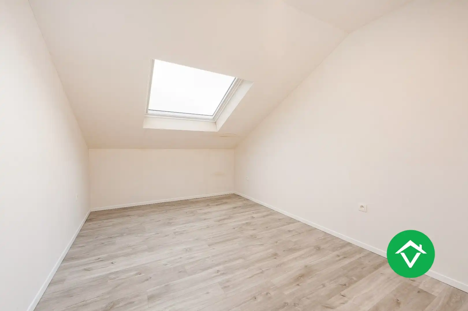 Instapklare energiezuinige woning (2018) met garage en tuin in Zevekote foto 15