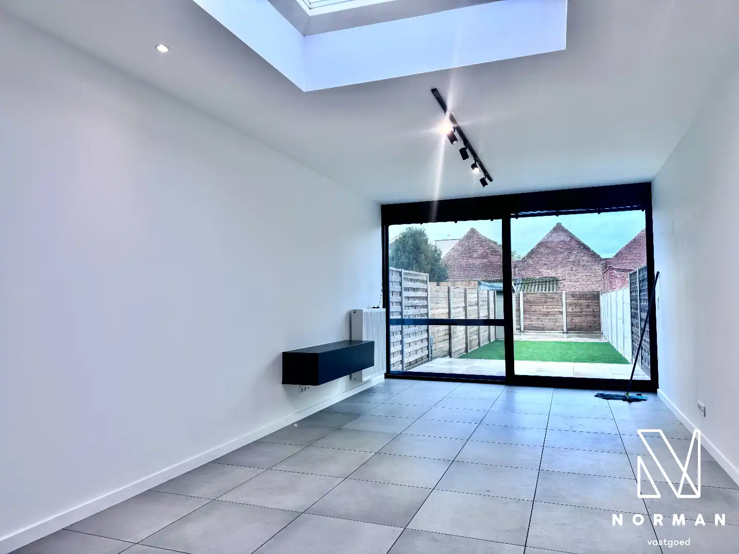 Moderne woning met 3 slaapkamers en tuin te huur in Harelbeke! foto 10