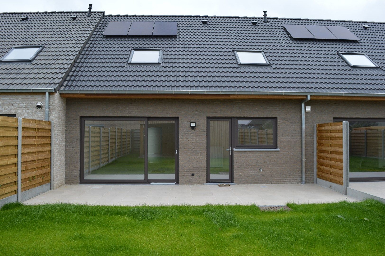 Instapklare woning met 3 slaapkamers en vlotte bereikbaarheid foto 16