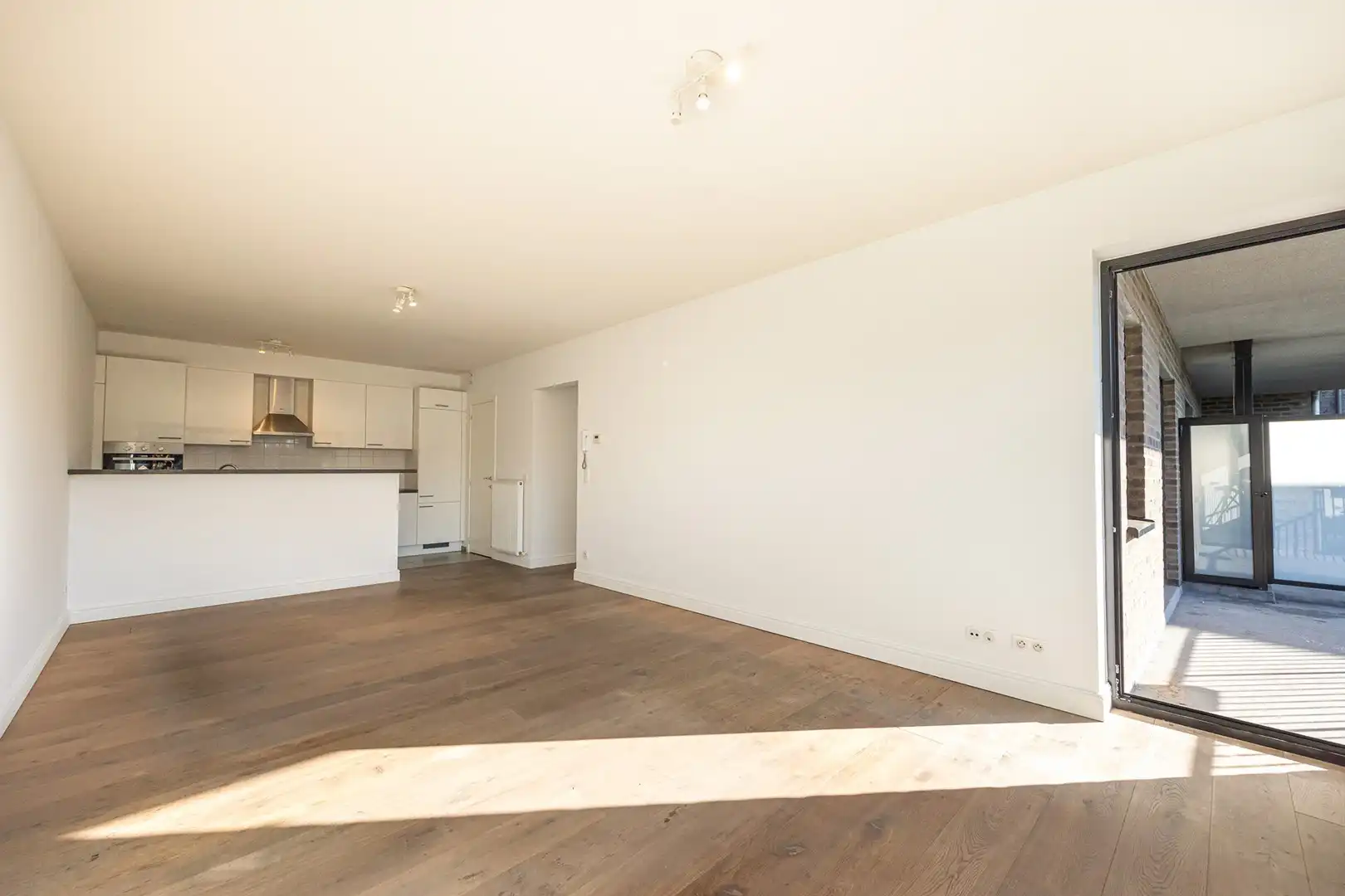 APPARTEMENT MET TERRAS foto 4