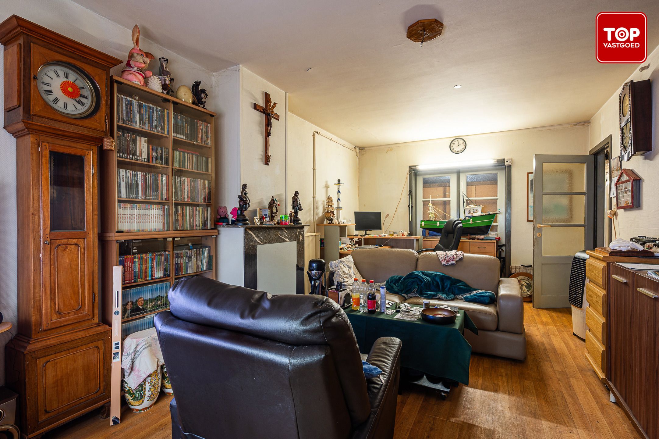 Opbrengsteigendom met 3 verhuurde units in hartje Oostende – 5,7% bruto rendement foto 3