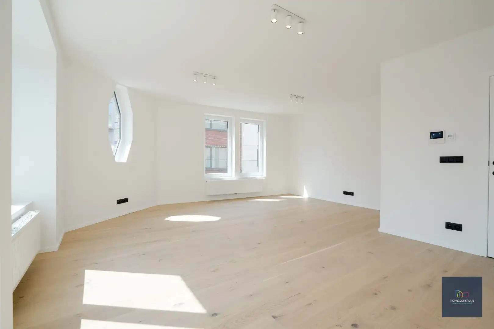 Stijlvol gerenoveerd 2 slaapkamerappartement  foto 6