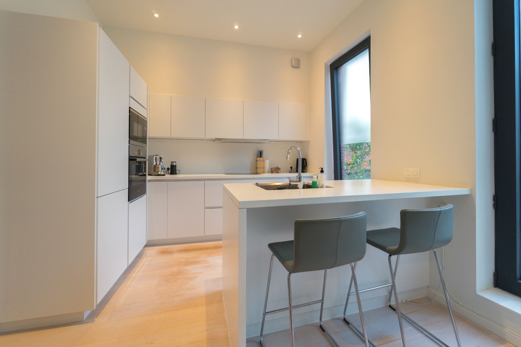 Prachtig en ruim huis met vier terrassen en bureelruimte in hartje Gent foto 2