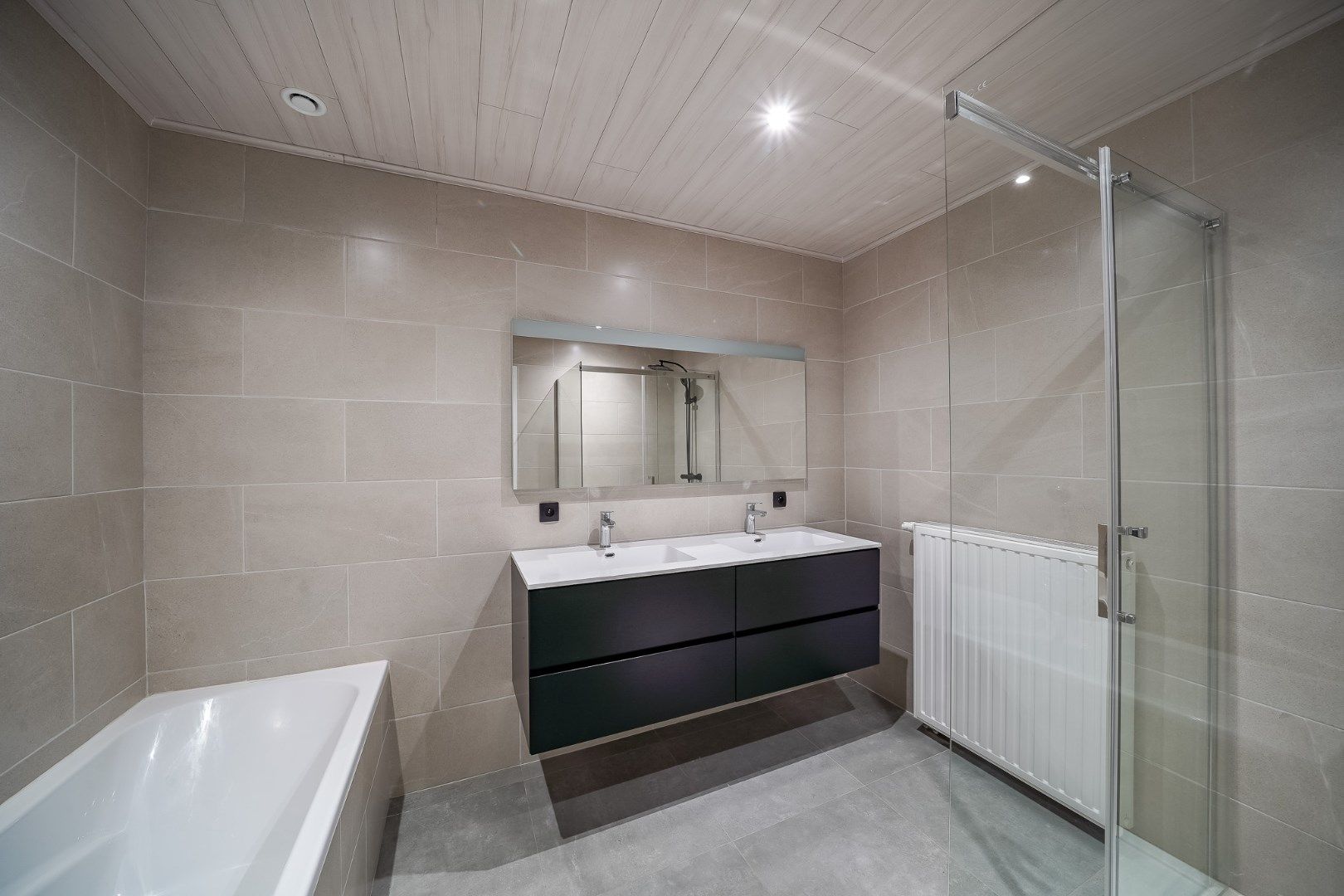 Gerenoveerde woning op een rustige locatie te Westkerke foto 7