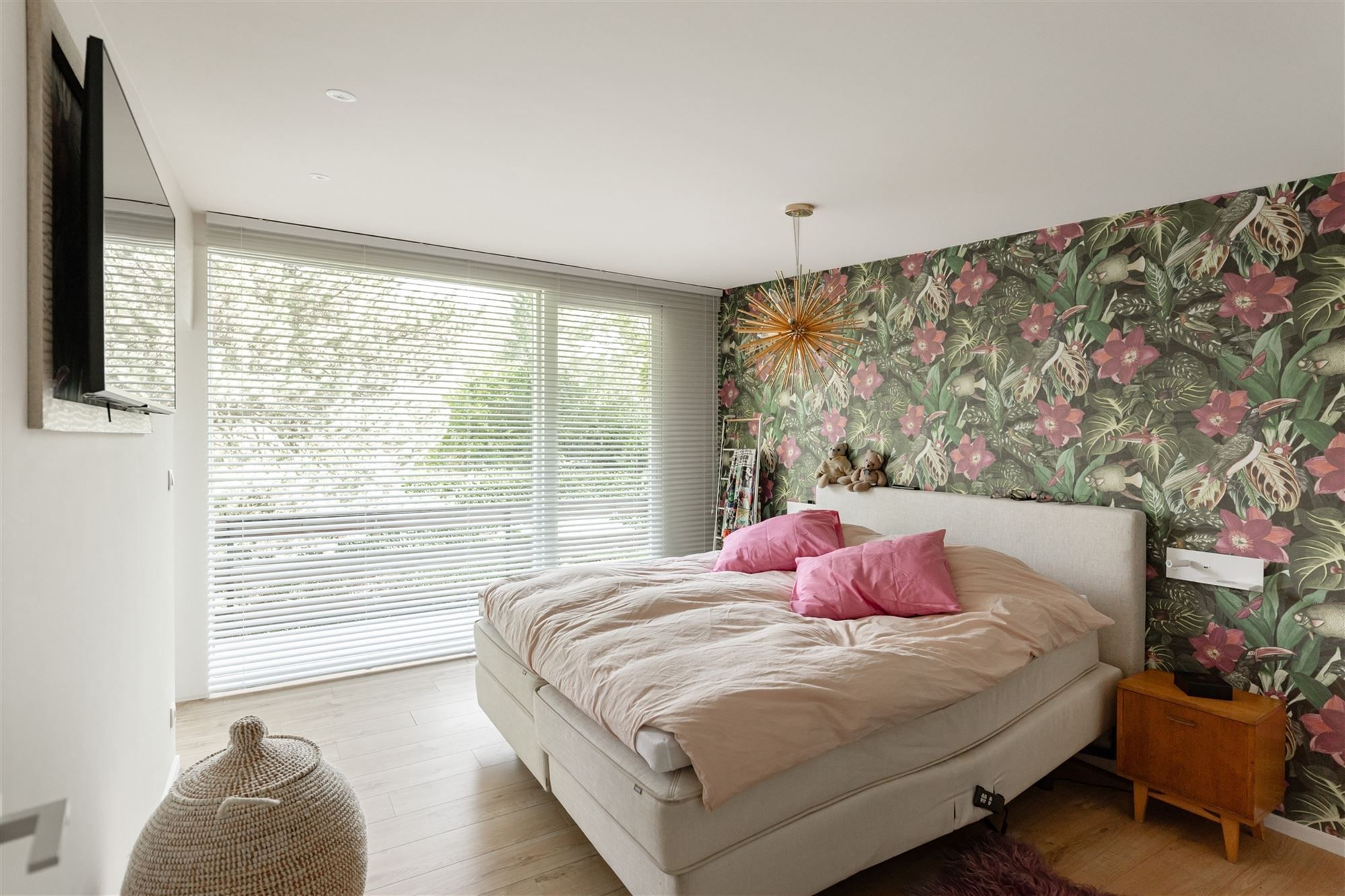 Sixtiesparel in het residentiële Koningshof foto 20