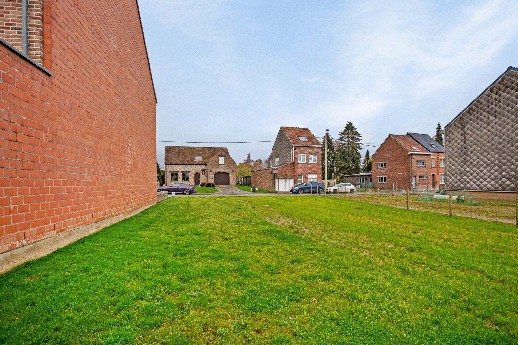 BOUWGROND TE KOOP VOOR HET REALISEREN VAN DRIEGEVELWONING foto 5