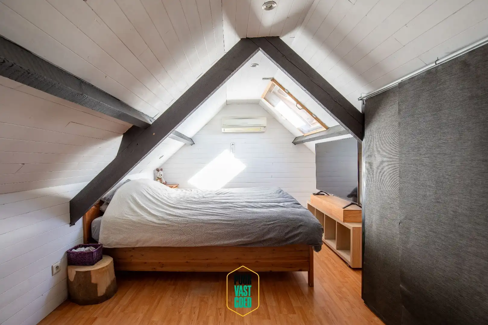 Verzorgde comfortabele halfopen wonig op 476 m² grond, met aangename tuin foto 16