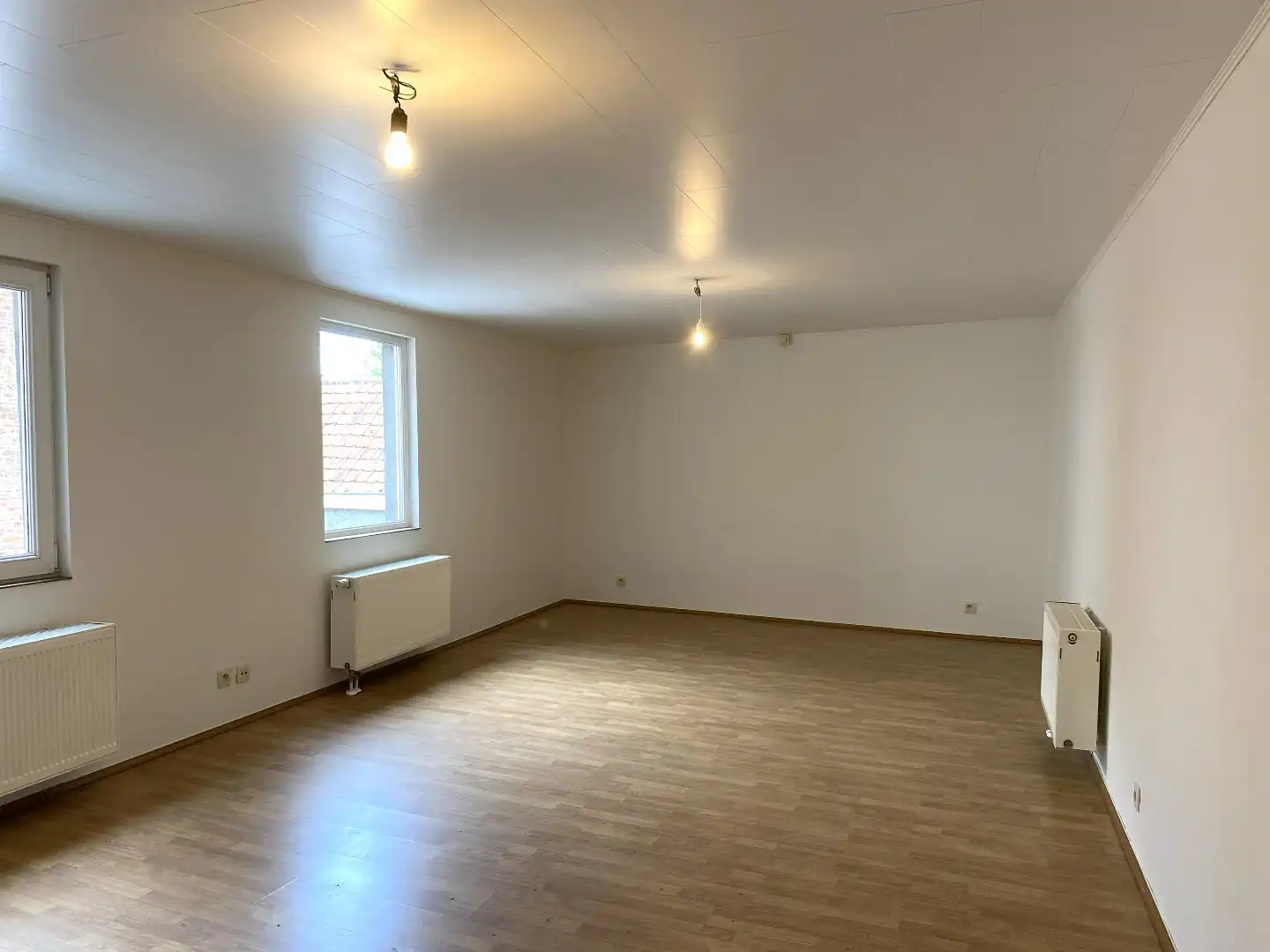 CENTRAAL GELEGEN RIJWONING MET 2 SLAAPKAMER EN KOER foto 11
