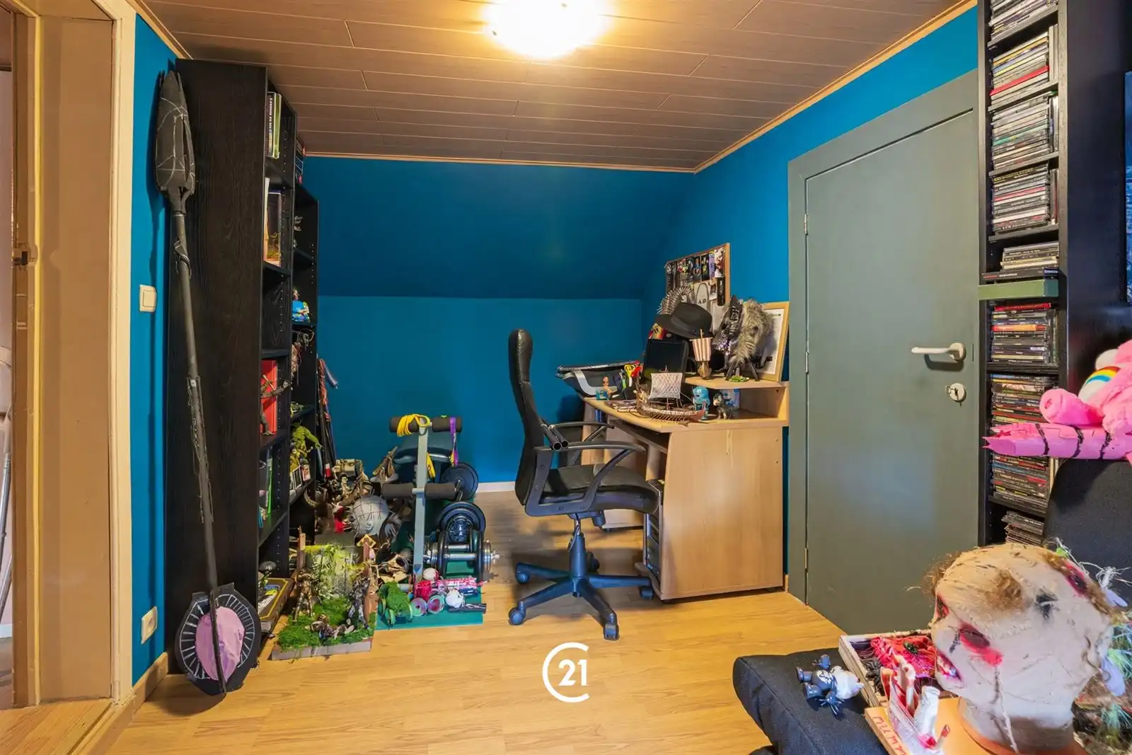 starterswoning met 2 slaapkamers, garage en aparte tuin foto 15