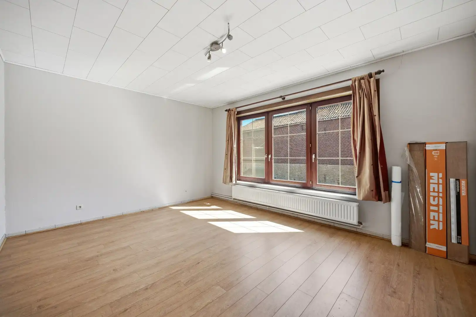 1 rijwoning en 2 appartementen in gezellig Hoegaarden foto 18