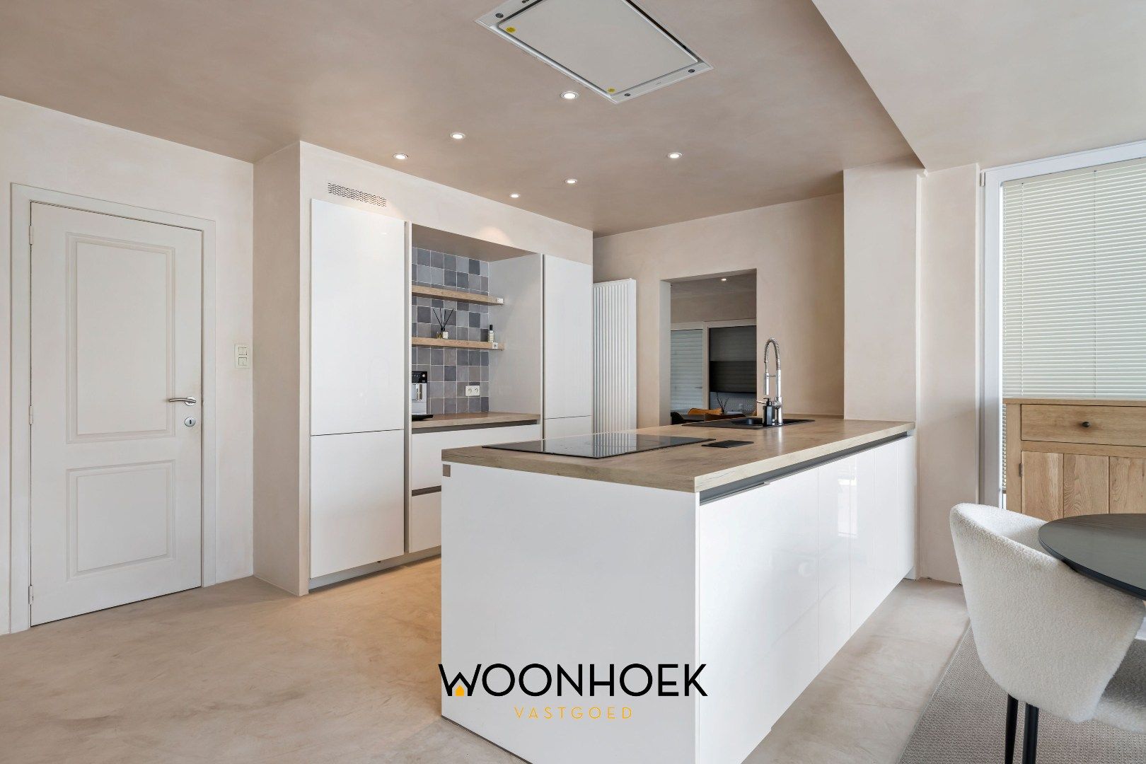 Luxueuze villa met zwembad op residentiële ligging op Staakte te Lokeren! foto 8