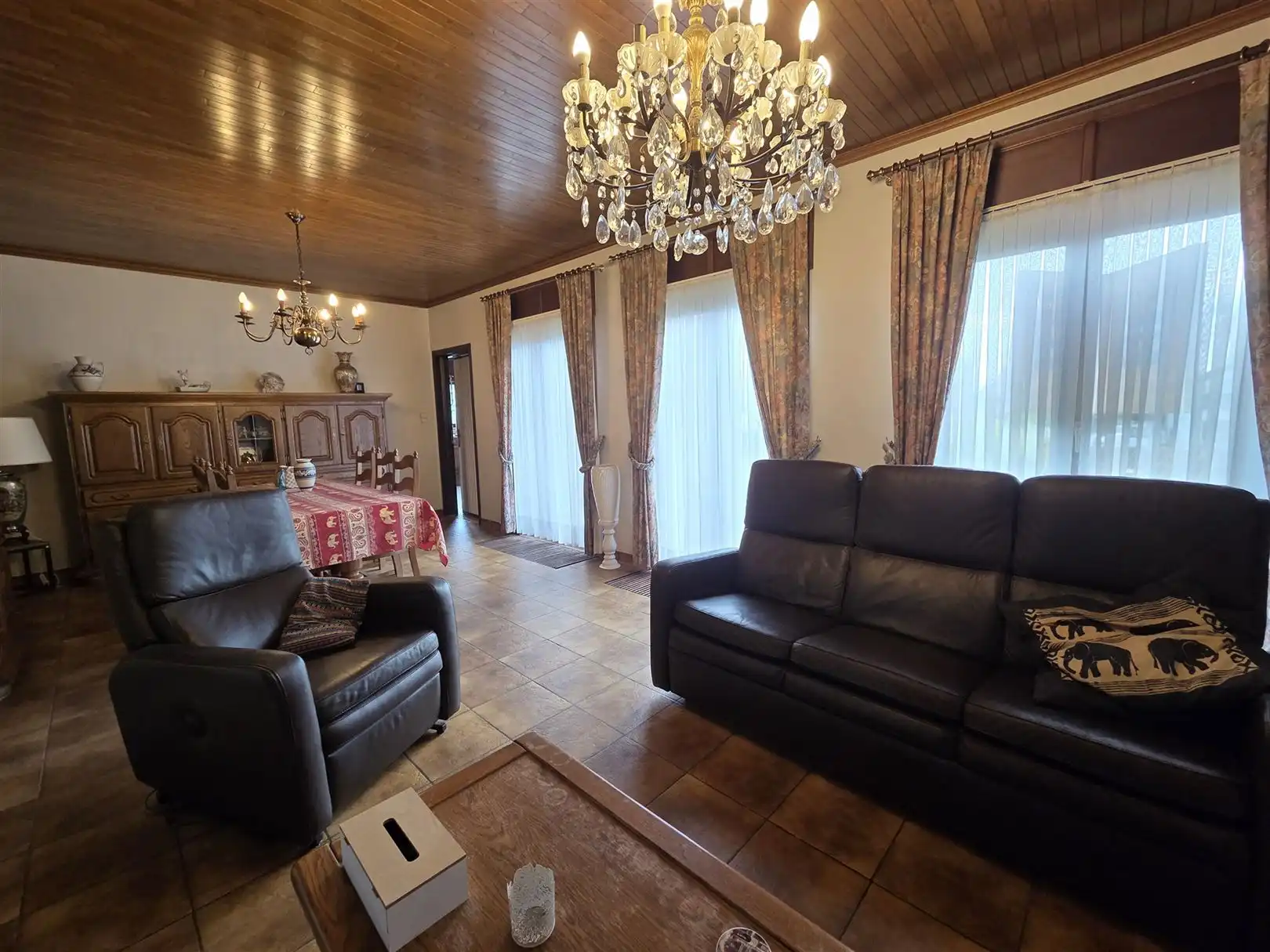 Vrijstaande woning met 3 slpks, tuin en garage. foto 5