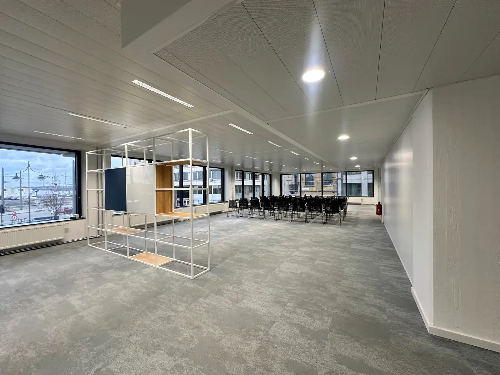 Ingerichte kantoren te huur in Antwerpen - The Beacon foto 4