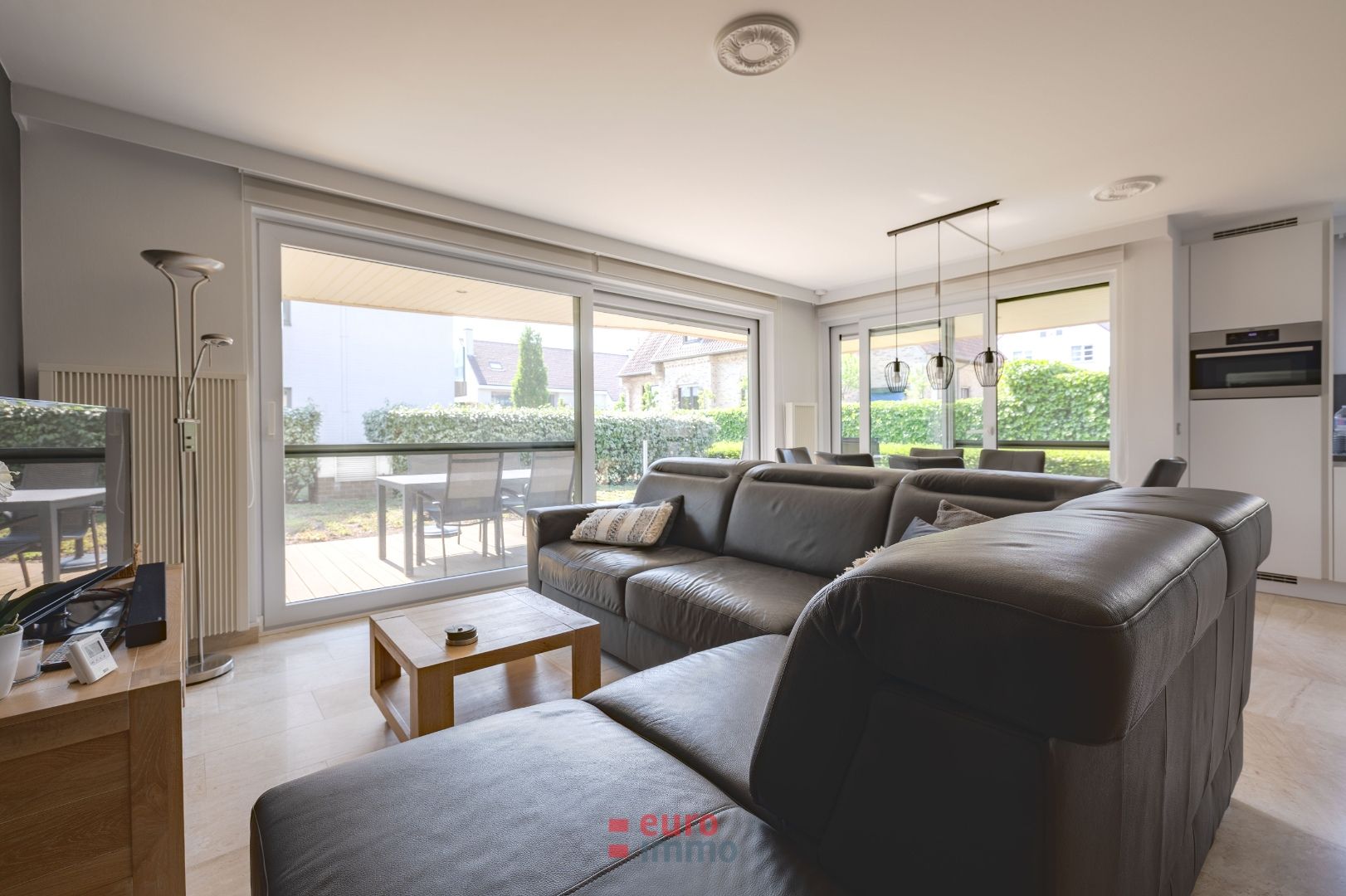 Schitterend gelijkvloers hoekappartement met zalig terras! foto 9