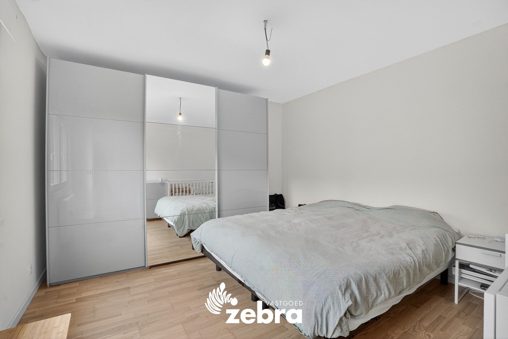Gerenoveerde woning met 4 slaapkamers, tuin en garage te Meulebeke! foto 16