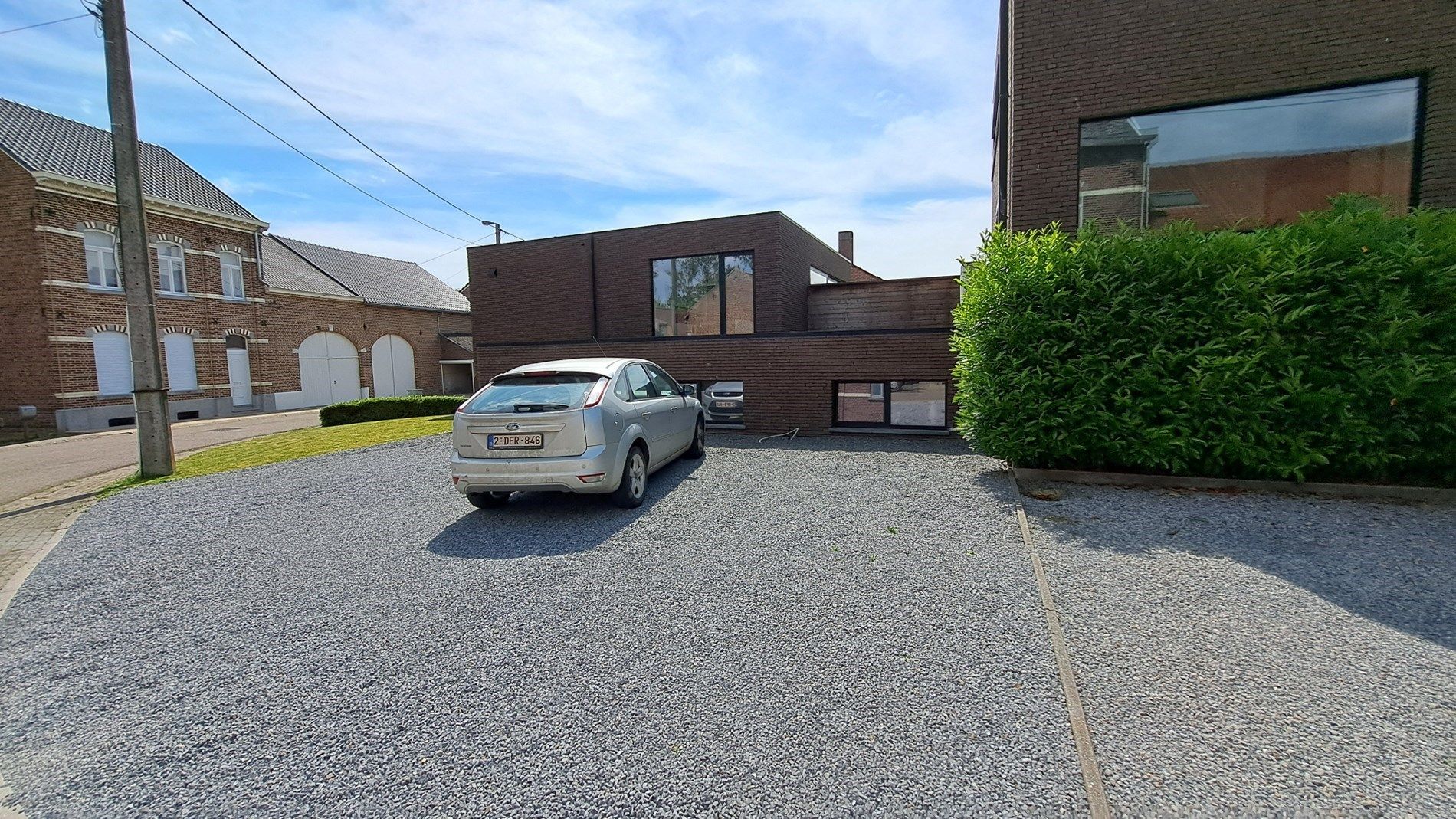 Energiezuinige woning met 3 slpks, garage, tuin en zeer ruim terras foto 3