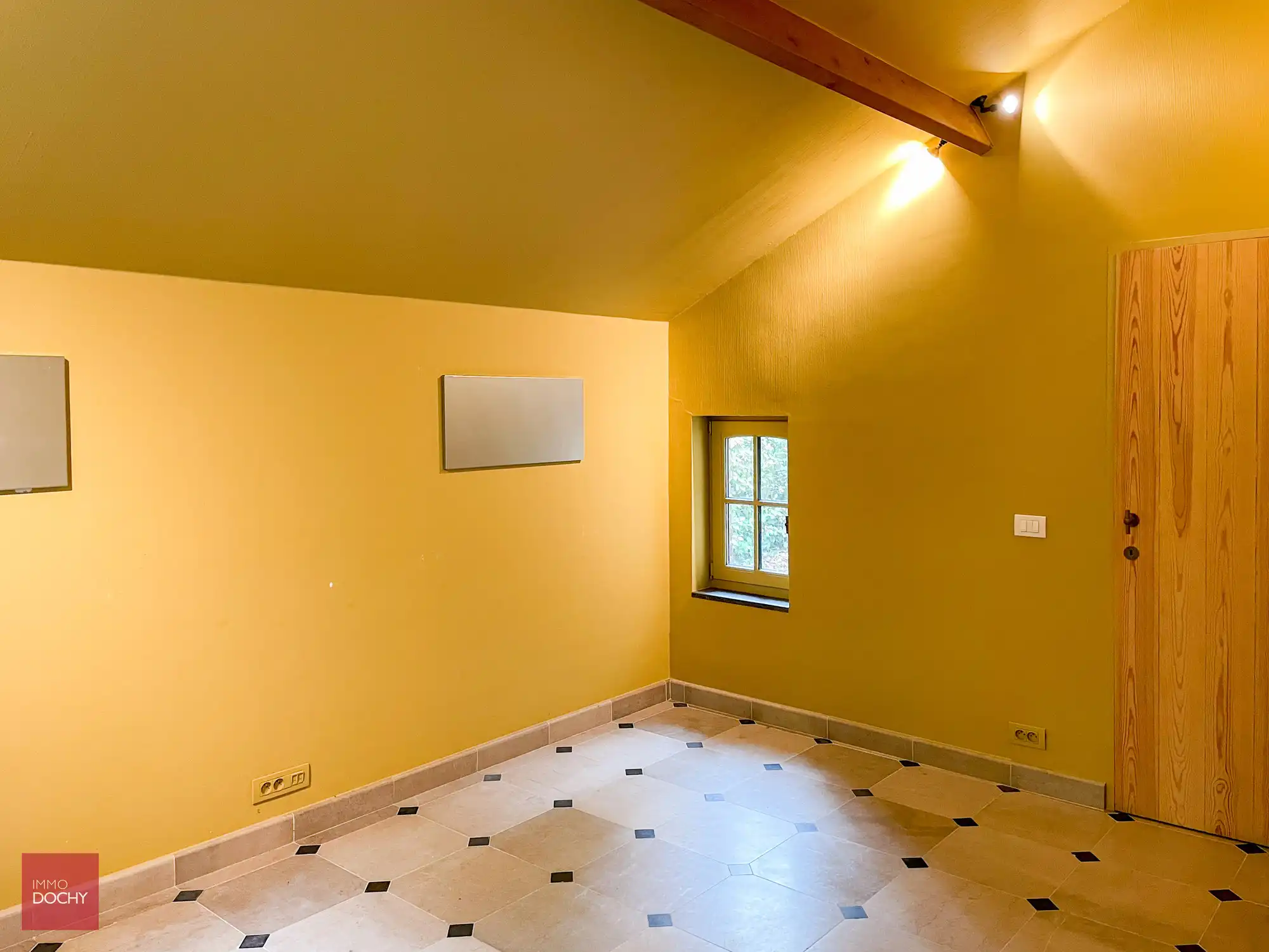 Charmante en zeer rustig gelegen woning foto 8
