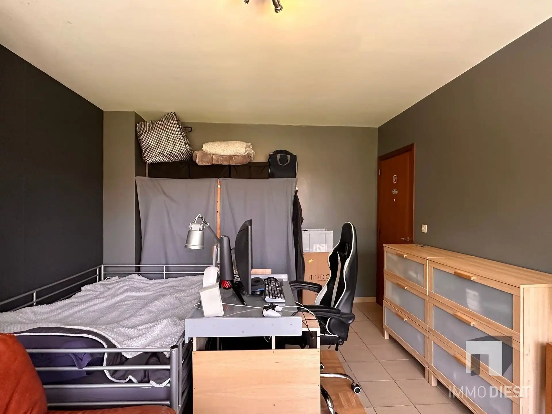 Zonnige woning met 3 slpks, garage en tuin foto 15