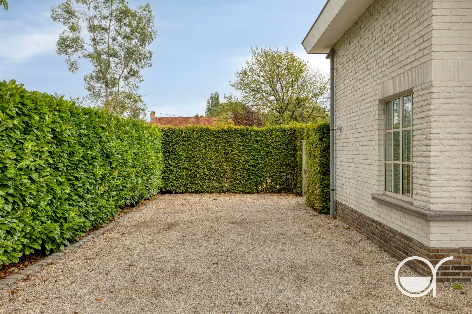 Charmante woning met mooie tuin foto 17